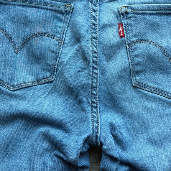 Levis 712 Slim Jeans - Picture 2 of 7